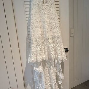 Elegant White Lace Skirt